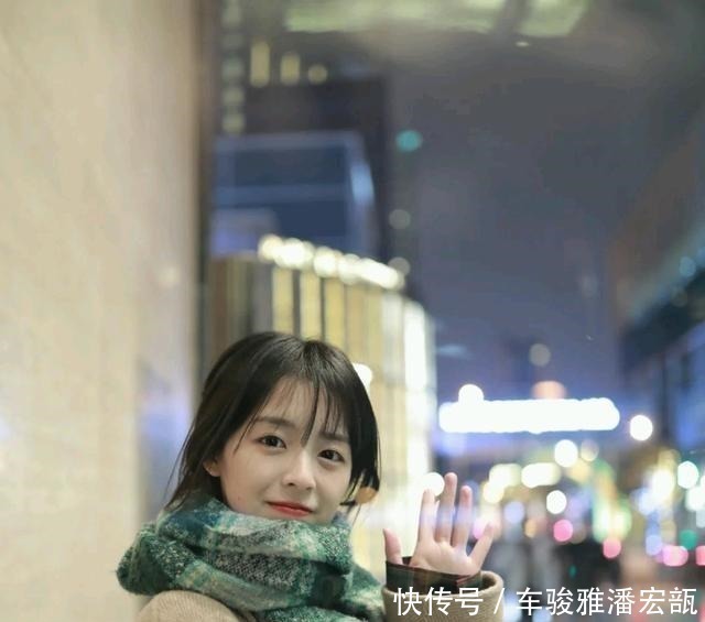 发型|整体看起来很洋气的女人,选发型都会注意这3点,一下年轻好几岁