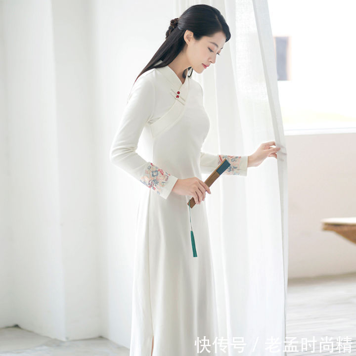 一针一线|端庄刺绣针织旗袍,一针一线,彰显纤细之美