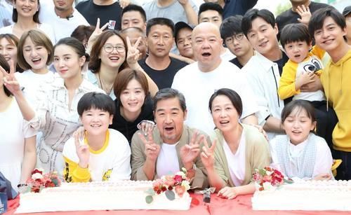 张国立回复网友评论太真实,乍一看还以为是骂人,老年艺人脑回路不一般