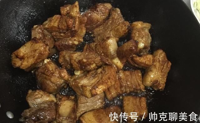 两个错误|做红烧排骨时,不要犯两个错误,排骨更鲜更嫩更好吃