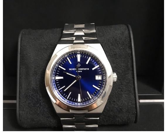 江诗丹顿|抛开鹦鹉螺，江诗丹顿纵横四海和爱彼皇家橡树，怎么选