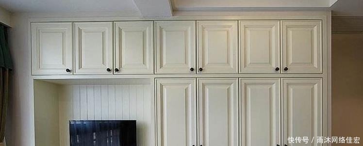 老婆|家里做衣柜,老婆直言不要“推拉门”,木工夸她是个“懂行的人”