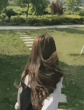 |搞笑GIF:表妹担心有人偷竹子,她每天一个人去后山点数!