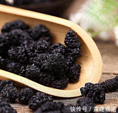 年轻态|女人不想老太快?常吃这些碱性食物,保护卵巢皮肤红润显年轻态