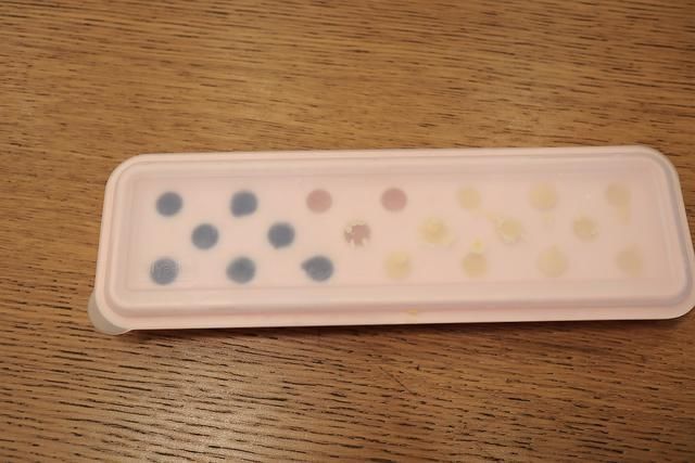 美味|黑芝麻酱绿豆沙月饼还真好吃，说啥也得试一试，歪打正着的美味