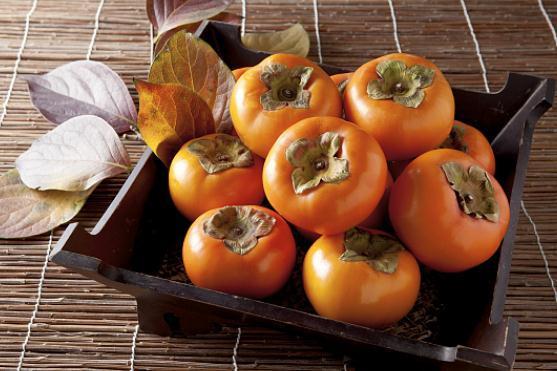 女娃|8岁女娃积食严重,医生提醒:秋季“3果”或能损伤脾胃,要少吃