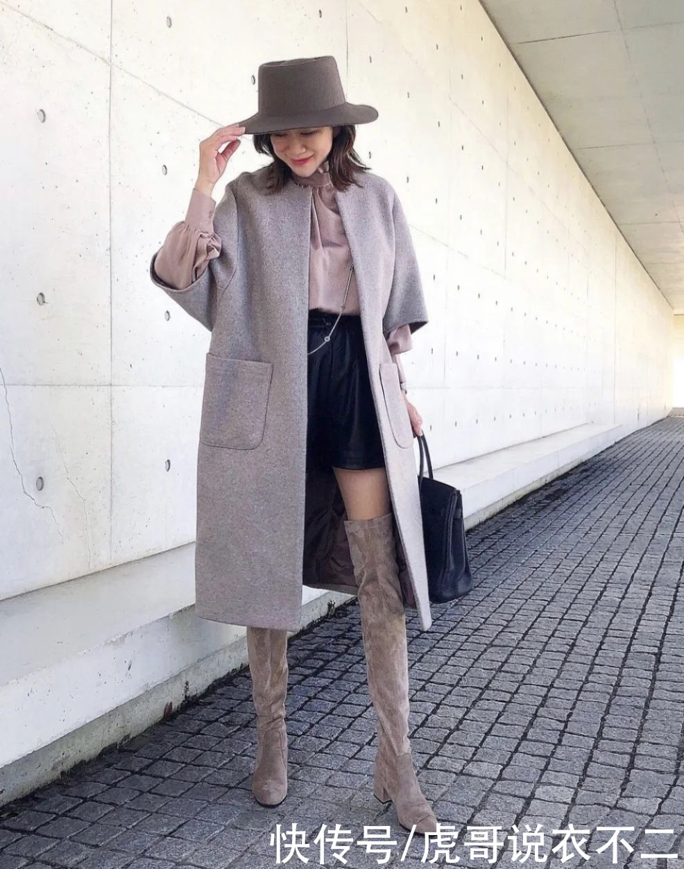 50岁女人冬季穿衣要年轻点，看日本博主示范，每一套都好优雅