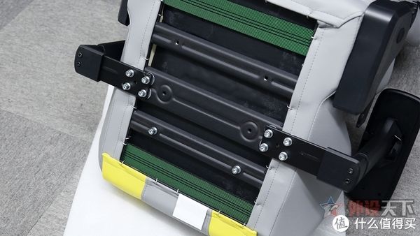 rDXRACER迪锐克斯 夸父（CRAFT）电竞椅简评：科技与文化跨界融合