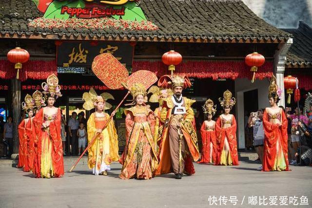 中国最“赚钱”的人造景区：门票580年接待千万人，都冲着表演去