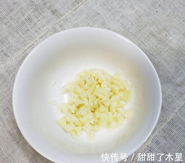 鲜香下饭梅菜肉酱炒豆角！