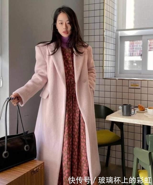 毛呢|这些美到不行的“有彩色”穿搭，让心情都变好了