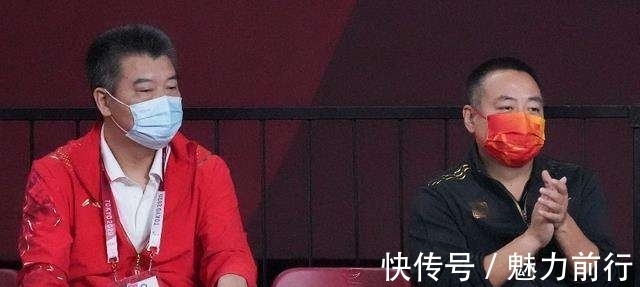 世界杯|美!莎莎的嫂子拍摄时尚大片,烈焰红唇加上帅气短发尽显洒脱气质