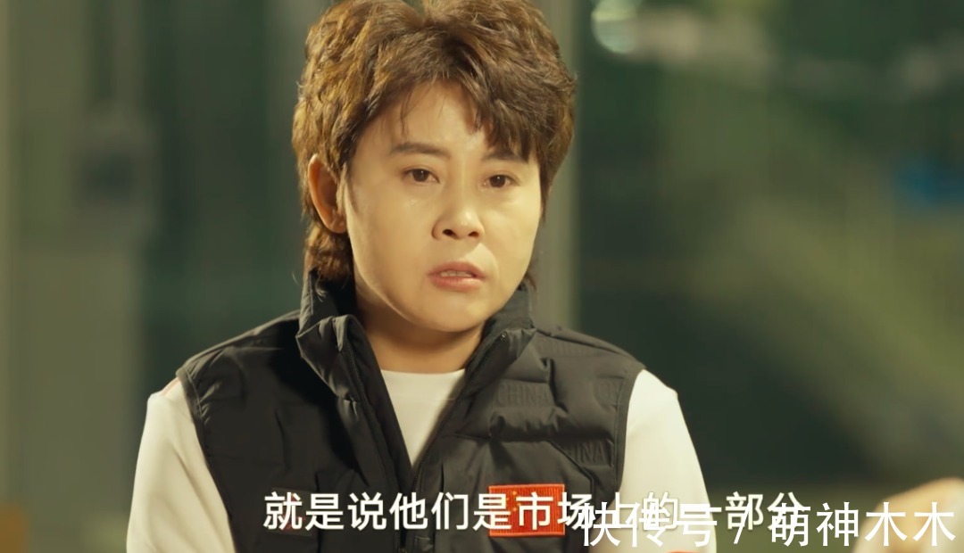 孙杨|孙杨沉默式直播惹争议,被吐槽丢人,冠军就不能为生存努力吗?