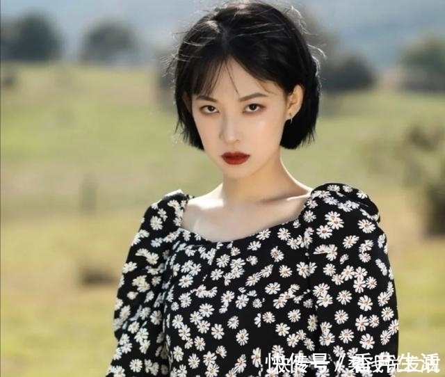 妖妖|显脸小的发型分享,高级又洋气,不管是上班、上学还是约会都合适