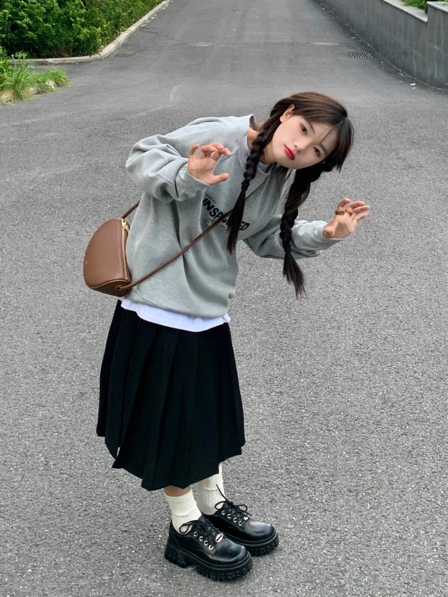 紧身裤|10个早秋穿搭公式！初秋照着这么穿，好看又时髦