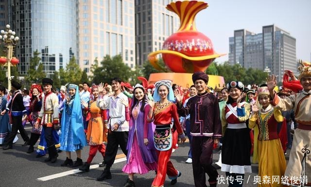 着极强|为何中华文化能绵延至今?英国教授:中国是文明伪装成的国家