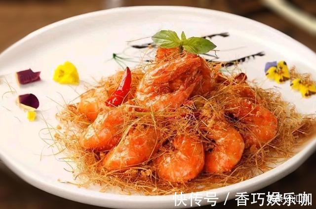 小青龙|豉油东星斑、金丝香茅九节虾、芝士焗小青龙配目鱼脆片