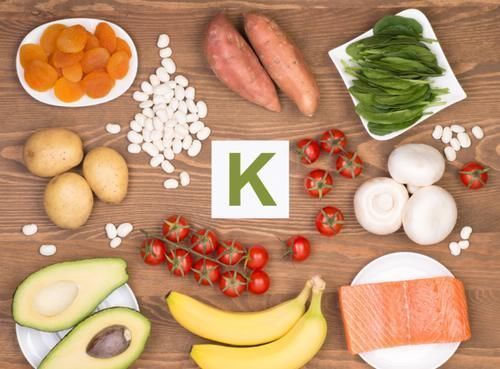 钠离子|高血压怕缺钾，长期吃降压药，提醒：日常可多吃4种“高钾食物”