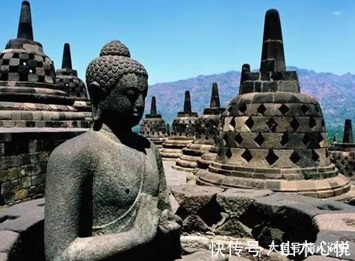 一命胜造七级浮屠, 浮屠到底是什么意思