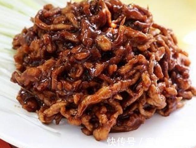 京酱肉丝，做法简单，一周吃好几次，每次汤汁都不剩