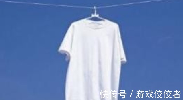 T恤怎么挂肩膀不变形!