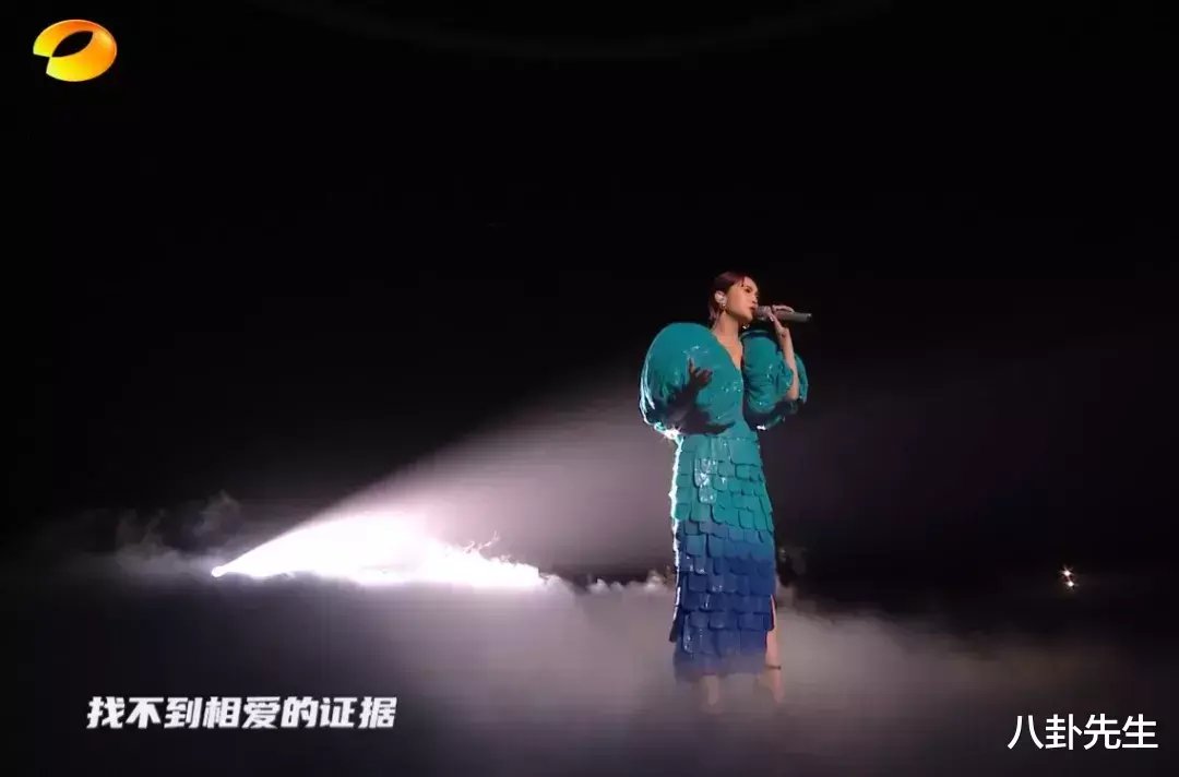 晚会|芒果国庆晚会：何炅汪涵缺席，嘉宾全是“哥哥”和“姐姐”