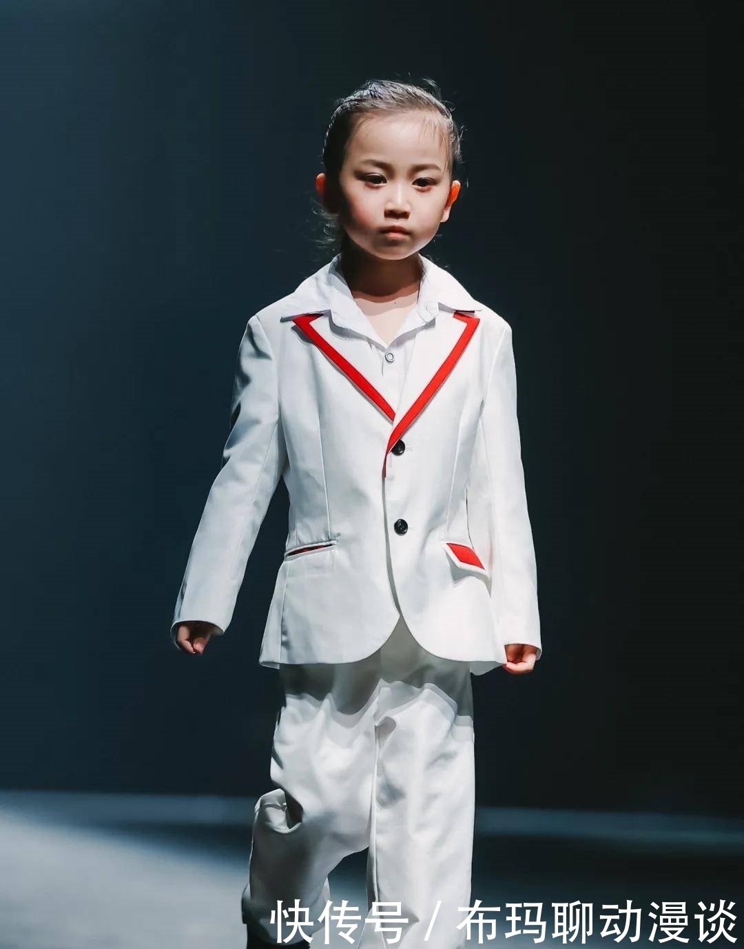 华影|【华影光线】4.17号VK百童大秀回顾来啦!