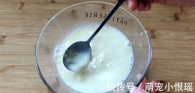 豆浆和糯米粉试试这样做,比雪媚娘还好吃,软糯拉丝放三天也不硬