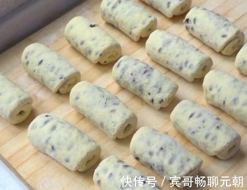 早餐就爱如此吃，简单卷一卷，松软香甜，比馒头香，越嚼越好吃