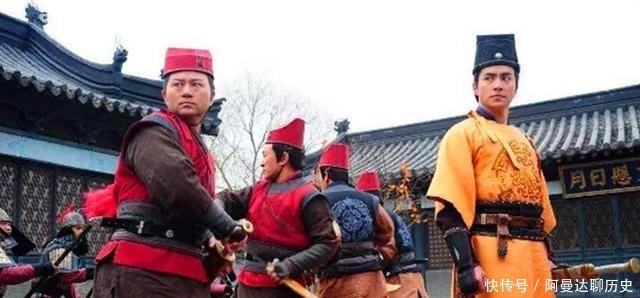 发现|康熙下棋败给侍卫,10天后侍卫被发现曝尸荒野,康熙道出千古名言