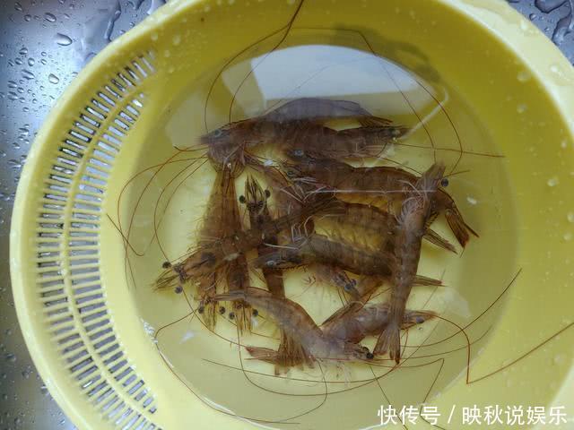 萝卜加鸡蛋,金黄酥脆香,比肉还好吃,做法简单,上桌就被抢光
