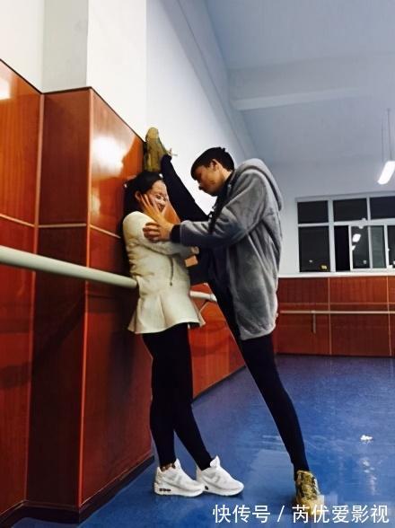 活动范围|瑜伽老师来揭秘：为什么只看到女生开髋？她们开髋干嘛用？