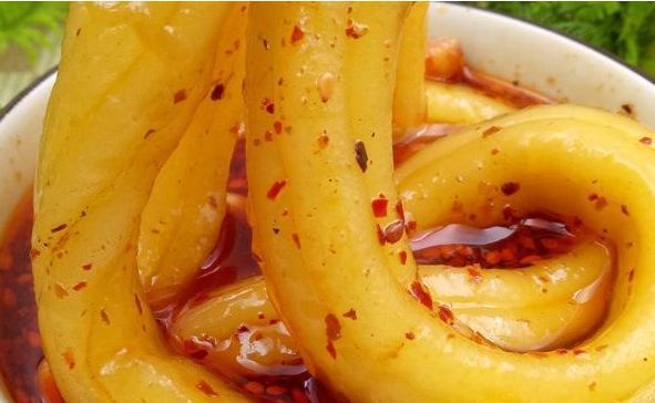 人都|被名字“耽误”的小吃,撒尿牛肉丸遭嫌弃,最后一种让人“害怕”