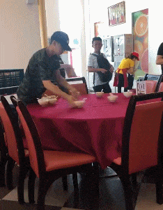 搞笑|搞笑GIF:第一次见这样变道的