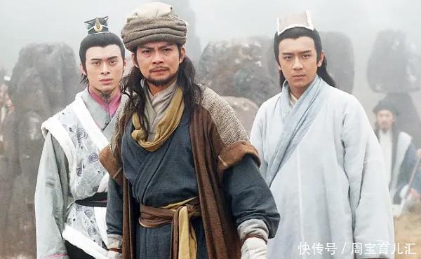 扫地僧的武功那么高,却为何躲在少林40年之久?你看他在怕什么