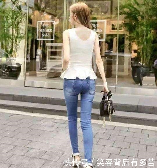 真的|小姐姐的穿着真的太性感了,你喜欢吗?