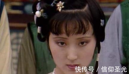 两个人|不是林黛玉,也不是薛宝钗,谁才是最恨贾宝玉的人!