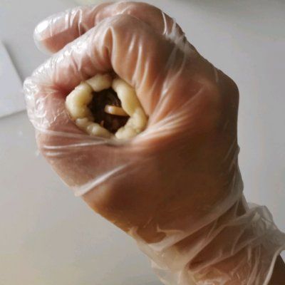 月饼|#鲜到鲜得,月满中秋,沉鱼落宴#辣白菜鲜肉月饼