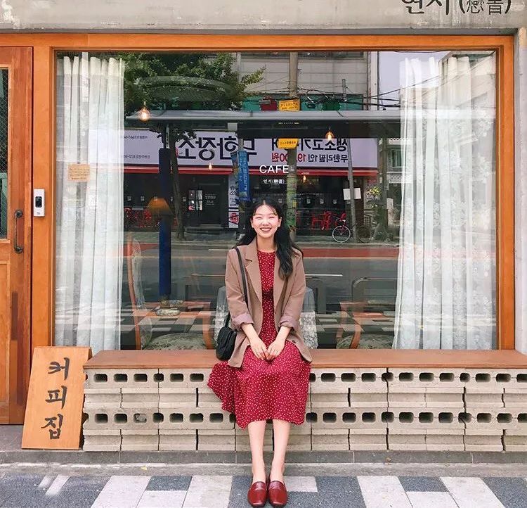 穆勒|凉鞋下岗了！这双才是初夏“王炸鞋”，太惊艳了