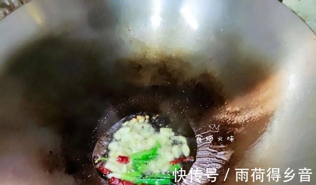 每天不知道吃什么这5道快手菜,开胃营养高,很适合小孩子吃!