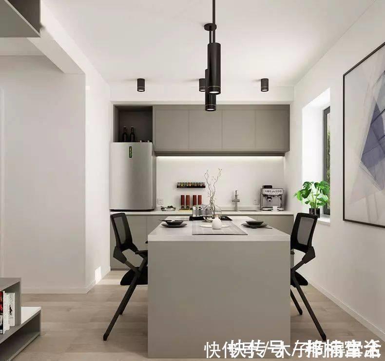 彩虹玻璃|女孩的40㎡小家:玄关布置衣帽间,岛台连接餐桌,一人住真惬意!