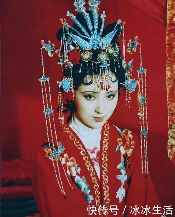 宝玉|癸酉本红楼之黛玉的结局:她没有早逝,守护贾府到最后的人