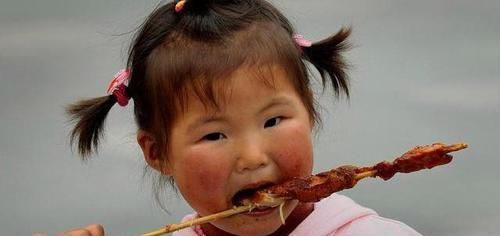 毒素|五种常见肉食，营养少且毒素多，请停止食用，当心吃亏的是自己