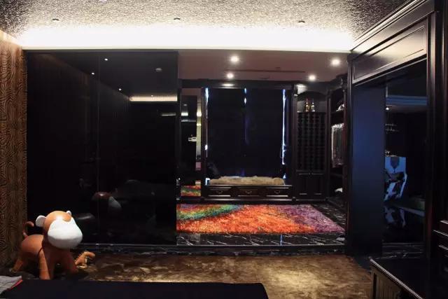 珠江新城|160㎡后现代风,冷静睿智的黑形成这豪宅的气质