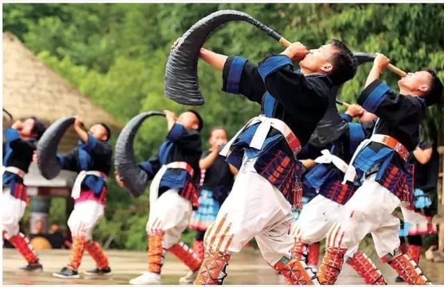 今年夏天|终于出圈 今年夏天度假圈的“黑马” 非贵州莫属