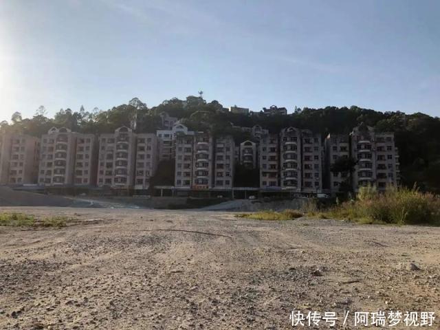 开发商|又一“血淋淋”案例!购房者注意了,千万别贪便宜购买这类房产