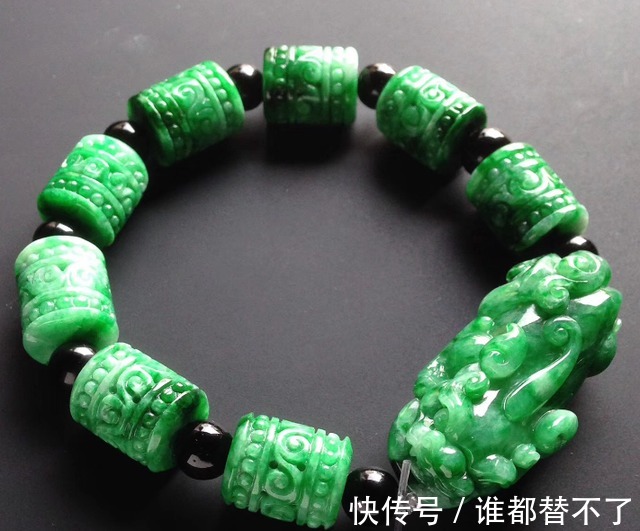 貔貅#翡翠饰品不是女人专属,适合男士佩戴的饰品,你都知道有哪些吗!