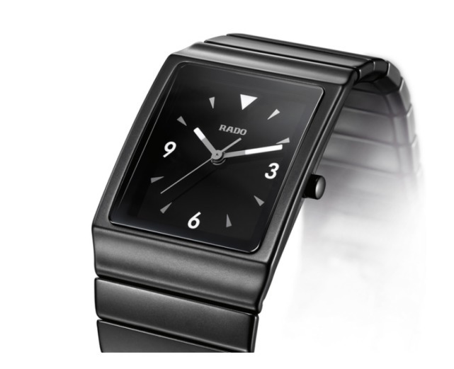 那些月入过万的男士戴什么表