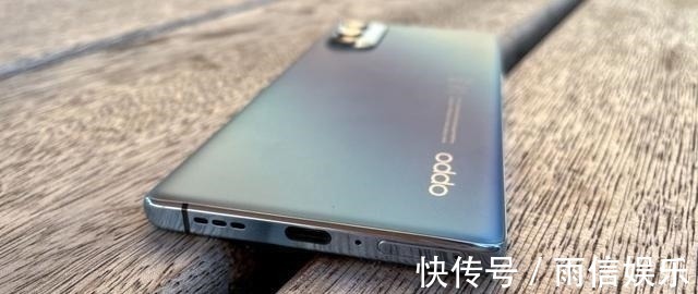 到手价|发布不到一年下跌1700元，12GB+256GB，从高端市场跌至中端市场