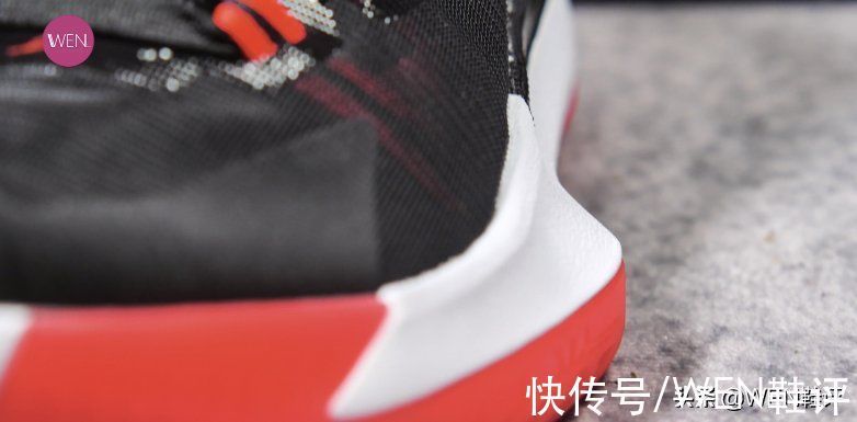 zion1 四百块不到的未来超巨签名鞋，好穿但不推荐的Zion1实战测评